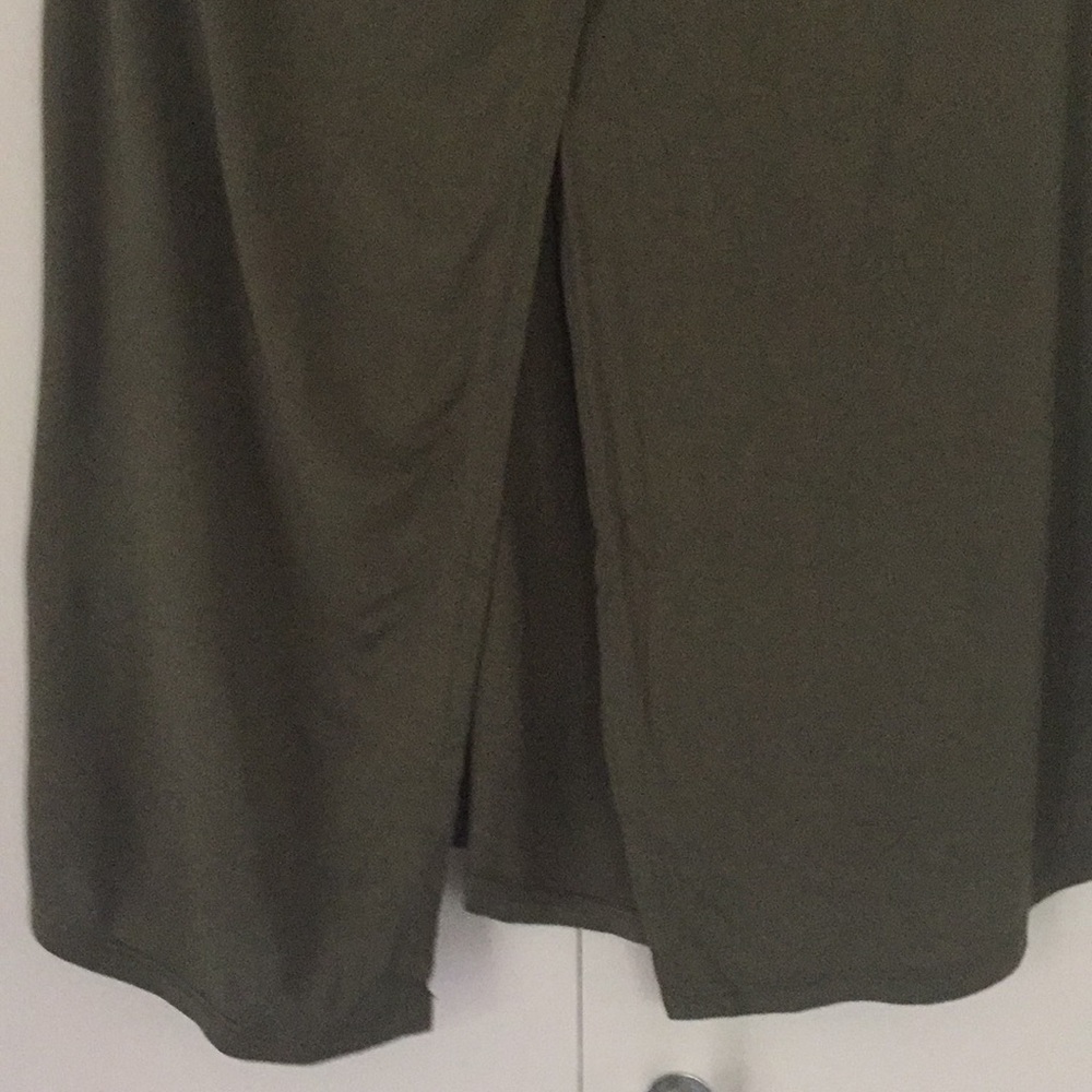 Top - Picture 3 of 3